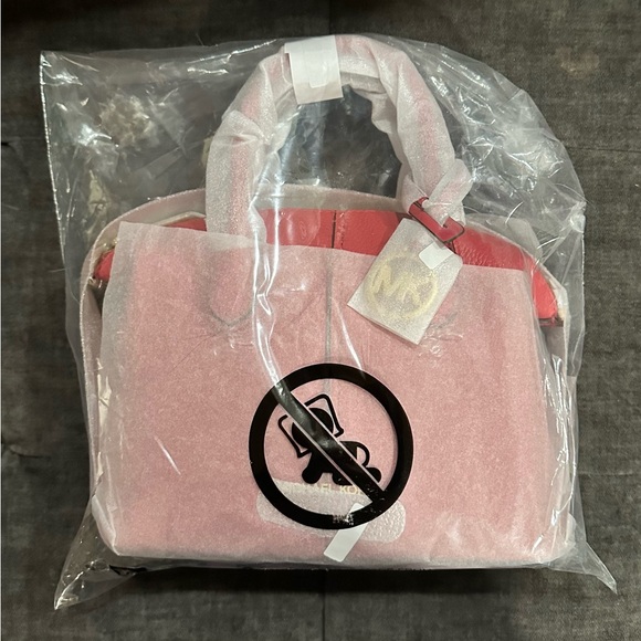 NWT Michael Kors Hyde Small Satchel Pebbled Leather - Picture 5 of 10